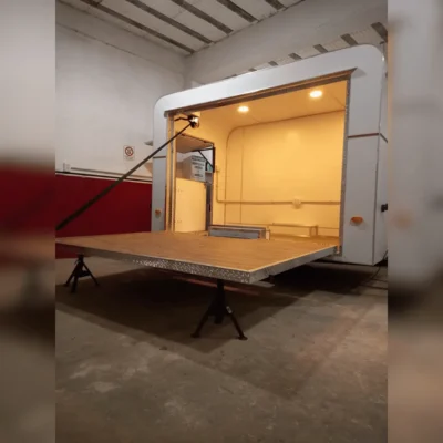 Trailer con Diseños Especiales