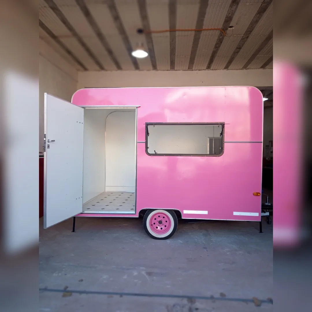 Trailer con Diseños Especiales
